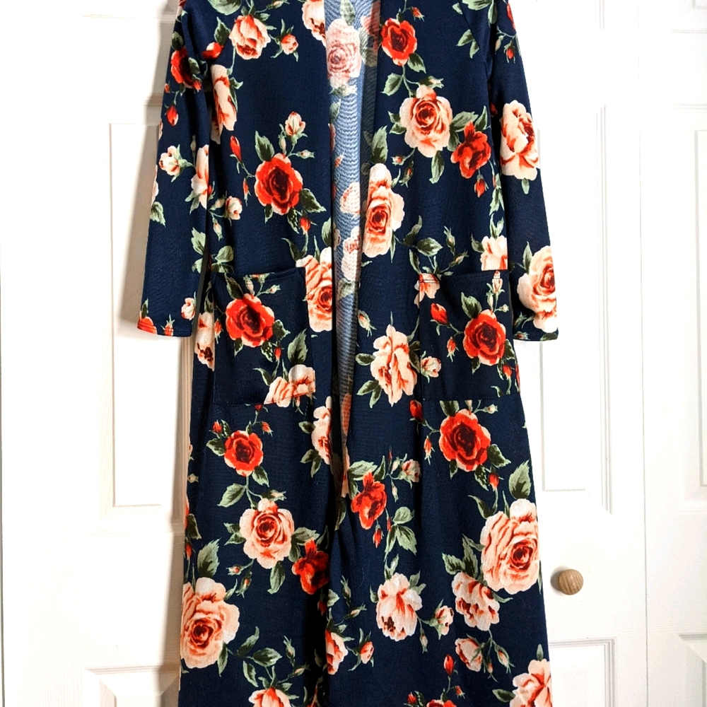 Lularoe Sarah size small